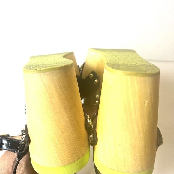 Flogg Glossy Black Neon Green Open Toe Ankle Strap Platform Sandals Women's Sz 7 - Picture 7 of 11